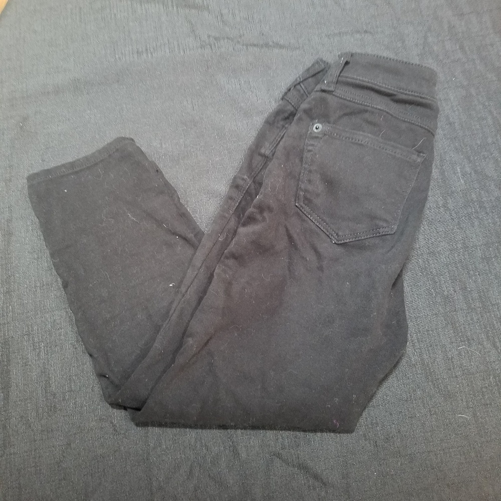 No Boundaries Black Capris